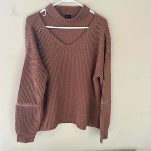 Moon & Madison choker neck sweater